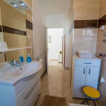 In - Istrien 47127 Apartment *